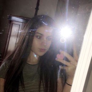 Meet your Posher, Brooke